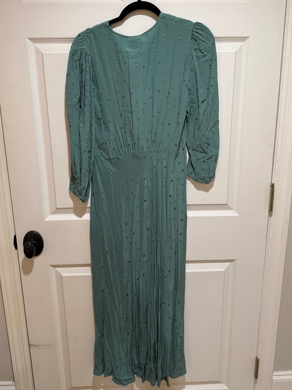 Button-Front Teal Midi Dress With Subtle Dot Texture — image 4 of 6